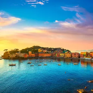 20 21 - Levante-ponente Con Terrazzo - Centro Città, Carruggio E Mare Baia Del Silenzio A 500 M Sestri Levante